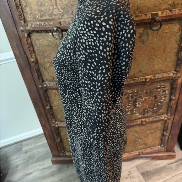 Alice + Olivia Black and silver Dress 10 - Picture 2 of 10